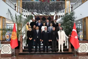 Anadolu Dermo Kimya A.Ş. heyetinden Manas Üniversitesi’ne ziyaret görseli